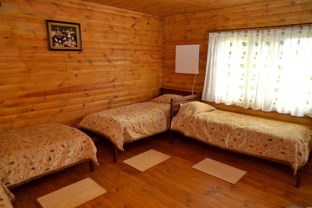 Slavutich Otel Nova Kakhovka Oda fotoğraf