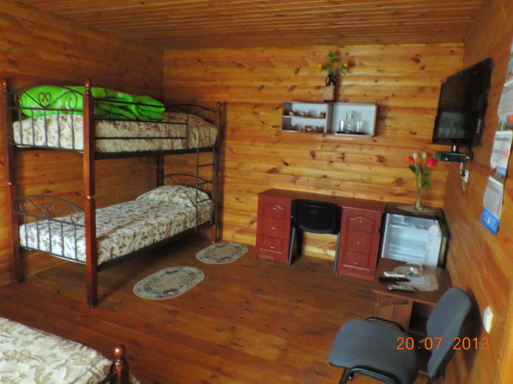 Slavutich Otel Nova Kakhovka Oda fotoğraf